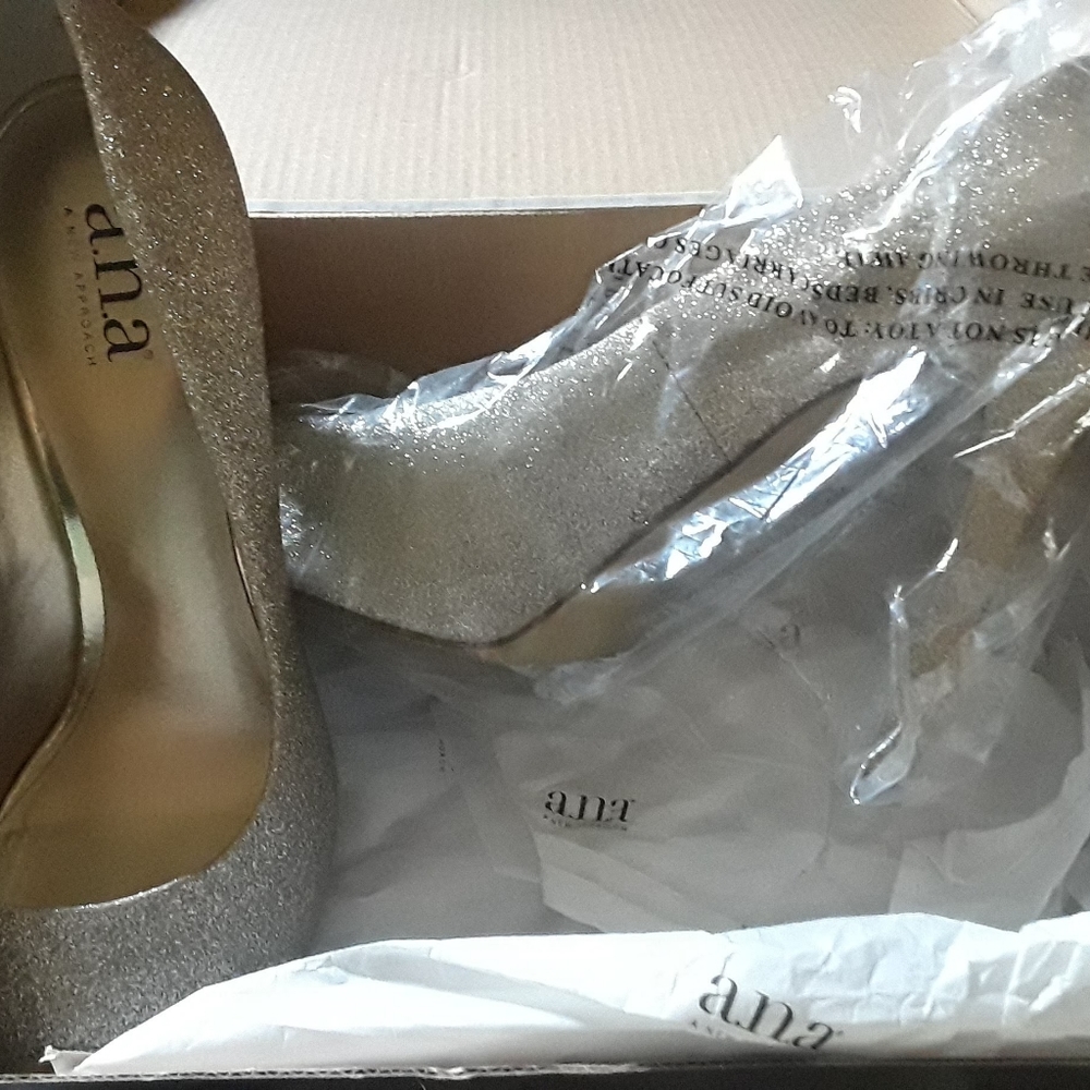 A.N.A Open Toe High Heels - Picture 4 of 4